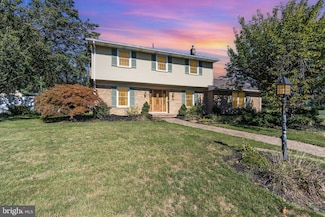 1160 Park Dr, Palmyra, PA 17078