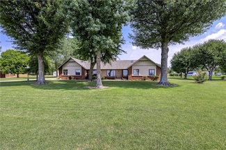 1509 Concord St, Lowell, AR 72745