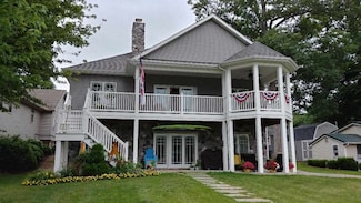 785 E 680 S, Wolcottville, IN 46795