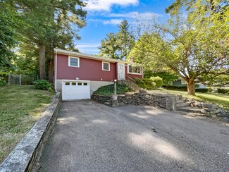 480 Coronation Dr, Franklin, MA 02038