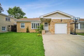 7724 W Jarlath St, Chicago, IL 60631