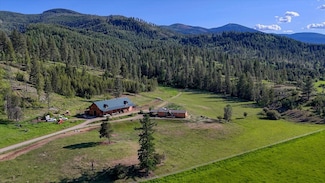27120 E Blanchard Rd, Newport, WA 99156