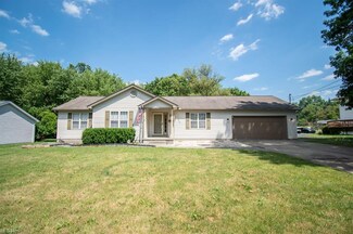 3535 Staunton Dr, Youngstown, OH 44505