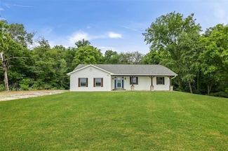 3931 Lower Saxtown Rd, Waterloo, IL 62298