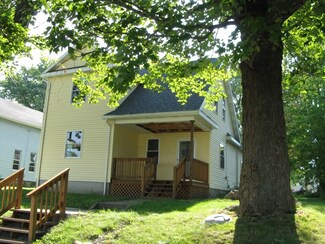 63 N Water St, Albion, PA 16401