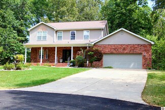 468 Fly Away Dr, Benton, KY 42025