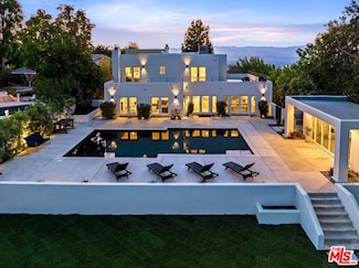 5118 Cerrillos Dr, Woodland Hills, CA 91364