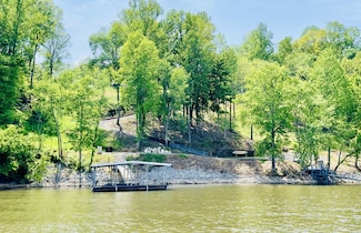 14 Lakeridge Dr S, Winchester, TN 37398