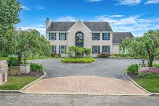 30 Miller Farms Dr, Miller Place, NY 11764