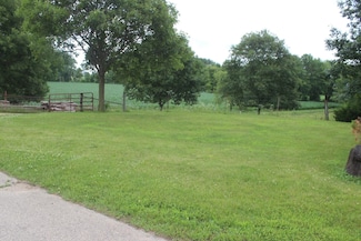 000 182nd Ave, Maquoketa, IA 52060