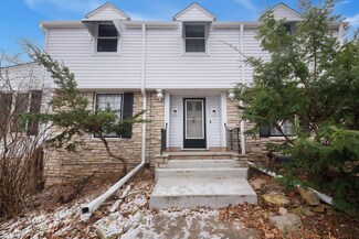 2195 Arcade St, Saint Paul, MN 55109