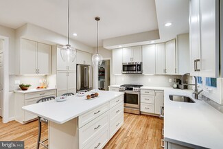 20611 Cutwater Place, Sterling, VA 20165