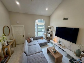 21204 Harbor Way, Miami, FL 33180