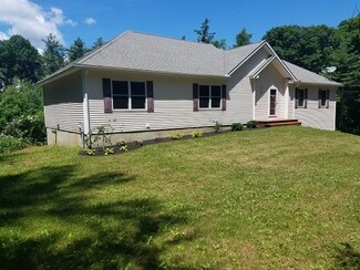 1494 Southbridge Rd, West Brookfield, MA 01585