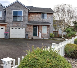 307 Avenue C, Seaside, OR 97138