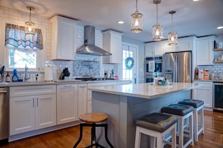 52 Garth Rd, West Roxbury, MA 02132