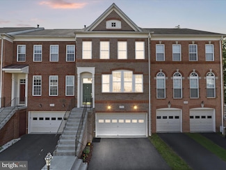 22090 Avonworth Square, Broadlands, VA 20148