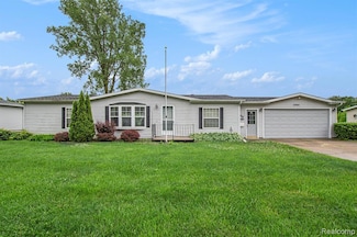 2900 Hyde Park, Bay City, MI 48706
