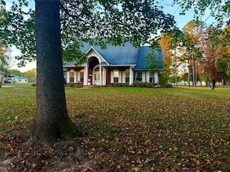 302 Airport Rd, Broken Bow, OK 74728