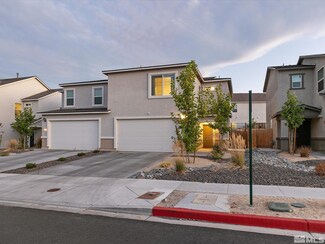 8736 Scenic Sky Dr, Reno, NV 89506