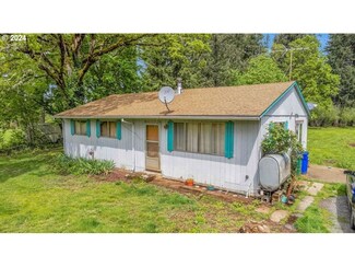 22370 S Bartholomew Rd, Estacada, OR 97023