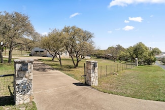 20106 Moon Dance Ln, Spicewood, TX 78669