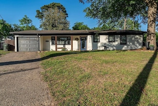 3020 Meadowlark Ln, Tyler, TX 75701