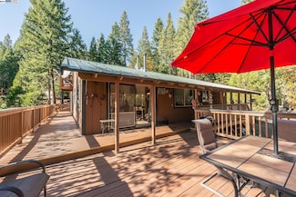 851 Mountain Aire Ln, Trinity Center, CA 96091