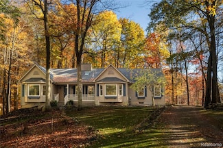 1613 Tu van Trail, Leonard, MI 48367