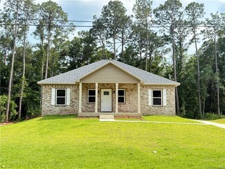 113 Bethel Forest Dr S, Saraland, AL 36571