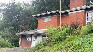 3237 Jacks Run Rd, White Oak, PA 15131