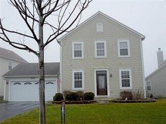 214 Sunbury Dr, Saint Charles, IL 60175
