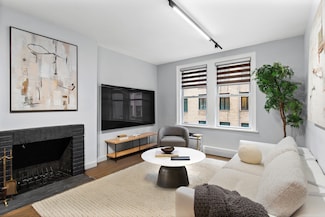 40 W 55th St Unit 4D, New York, NY 10019