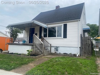 2864 Goodrich St, Ferndale, MI 48220