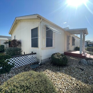 3124 S Avocado St, Visalia, CA 93277