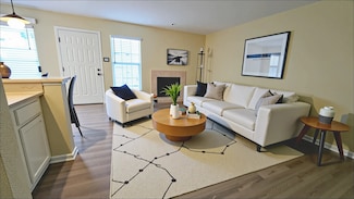 7400 Bellerive Dr Unit 206, Houston, TX 77036