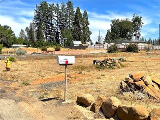 5740 Pearl Dr, Paradise, CA 95969