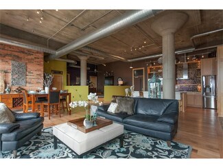 900 2nd St SE Unit 607, Cedar Rapids, IA 52401
