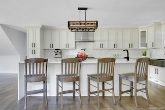 31 Old Deer Park Rd, Katonah, NY 10536