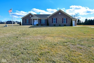 1623 W Stoneybrook Ln, Crawfordsville, IN 47933