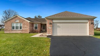 1919 Cloverdale Way, Belvidere, IL 61008