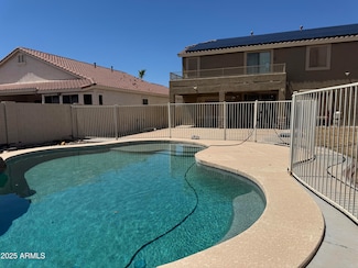 8815 W Carole Ln, Glendale, AZ 85305