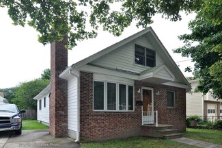 35 Victoria St, Providence, RI 02909