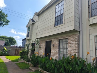 8636 Village of Fondren Dr Unit 8636, Houston, TX 77071