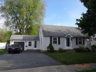 8 W Hawley St, Lawrence, MA 01843