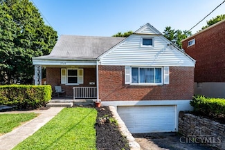 3768 Darwin Ave, Cincinnati, OH 45211