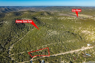 28 Frio Canyon Loop, Concan, TX 78838