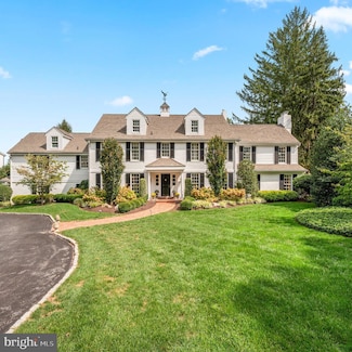 1115 Red Rose Ln, Villanova, PA 19085