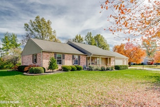 3743 Linfield Ln, Lima, OH 45806