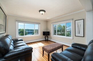 9 Herrick Ct Unit 2, Gloucester, MA 01930